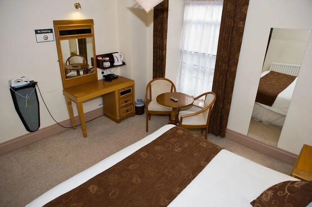 The Gateway Hotel Swinford